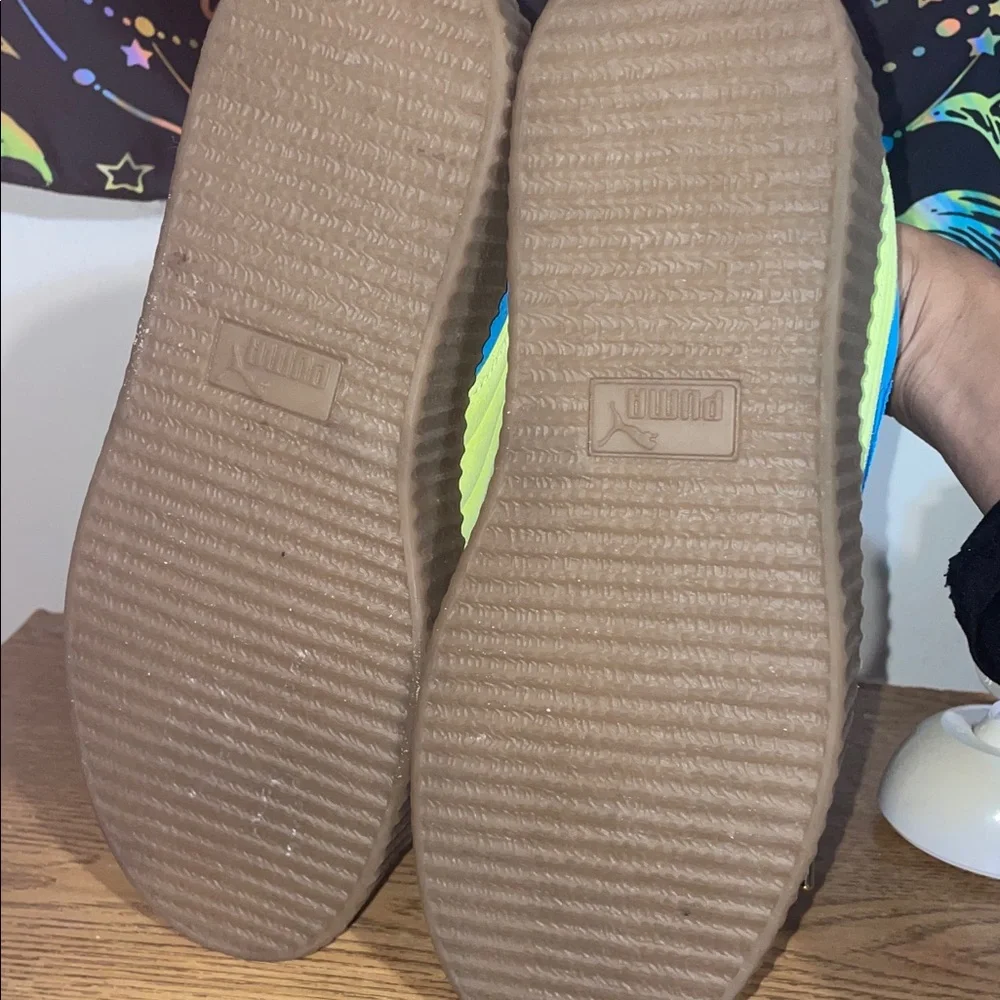Fenty pumas (blue and lime) - Picture 7 of 8